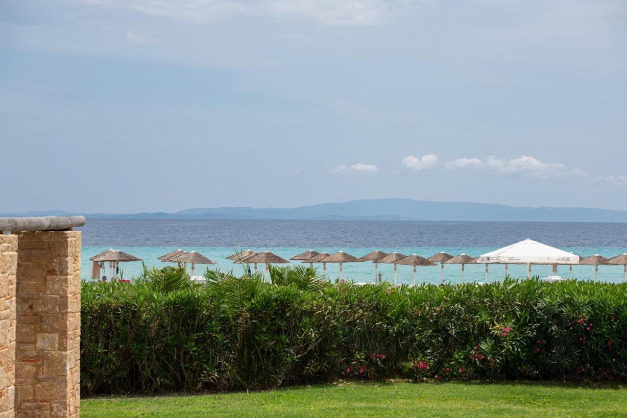 Antigoni Seaside Resort Chalkidiki Bagian luar foto